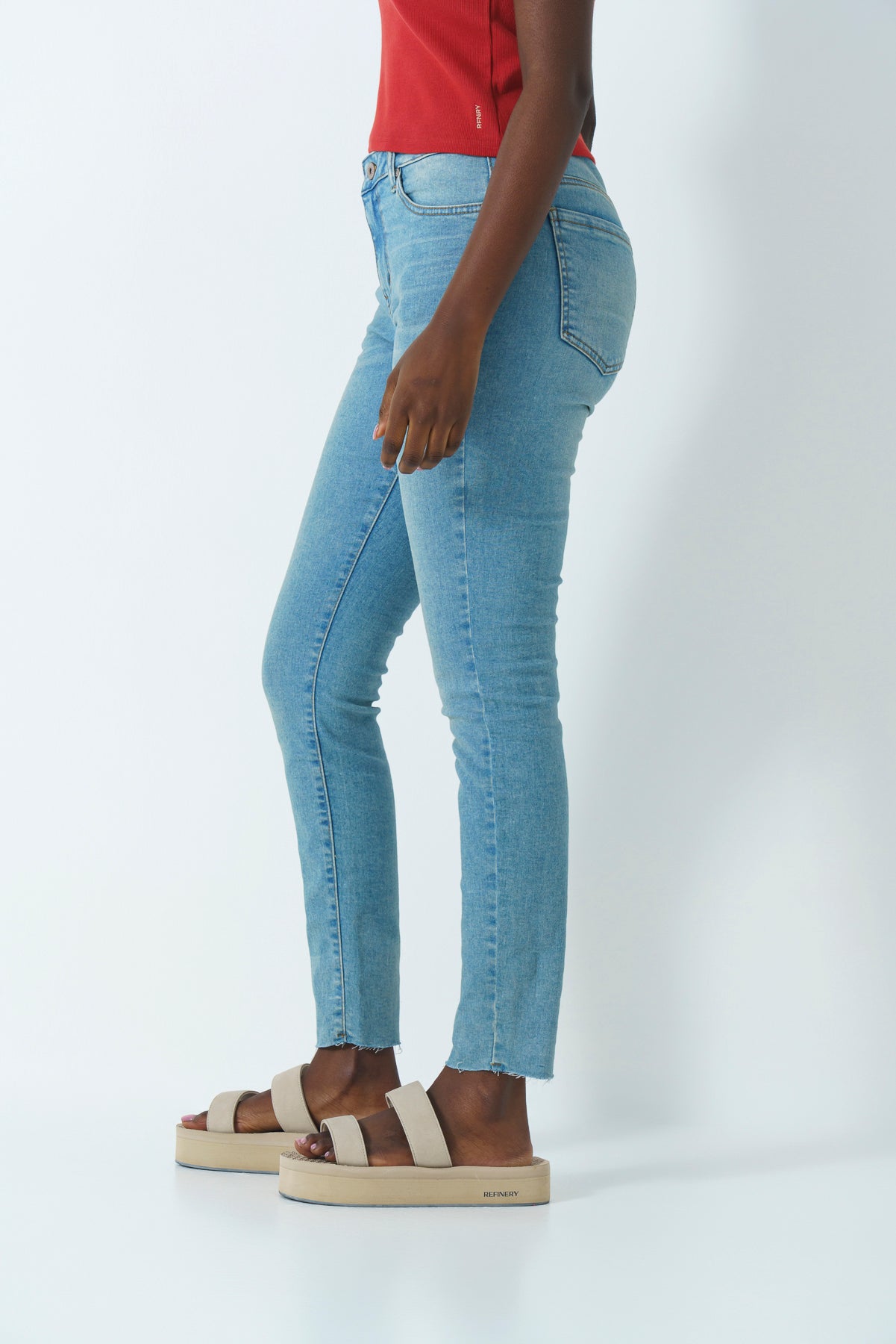 Rf12 Mid Rise Tinted Jeans