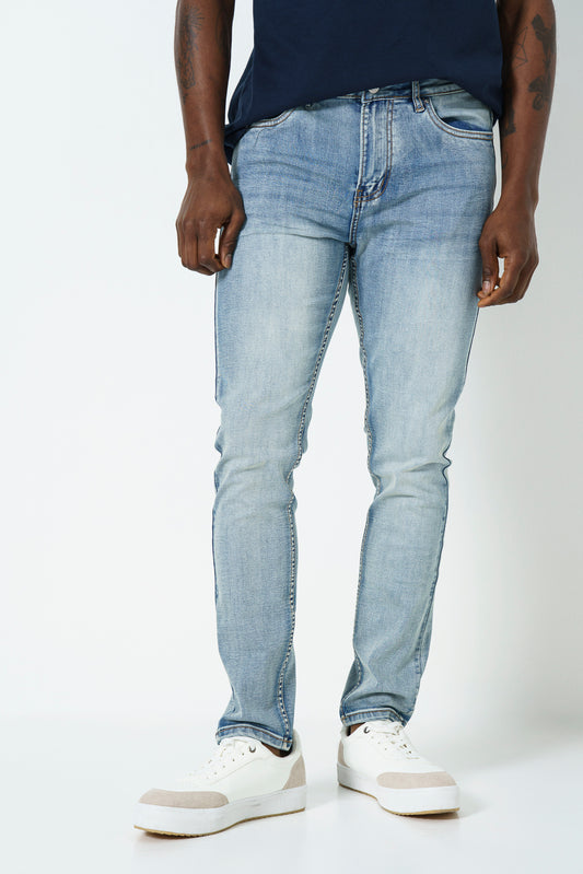 Rf02 Light Wash Jeans