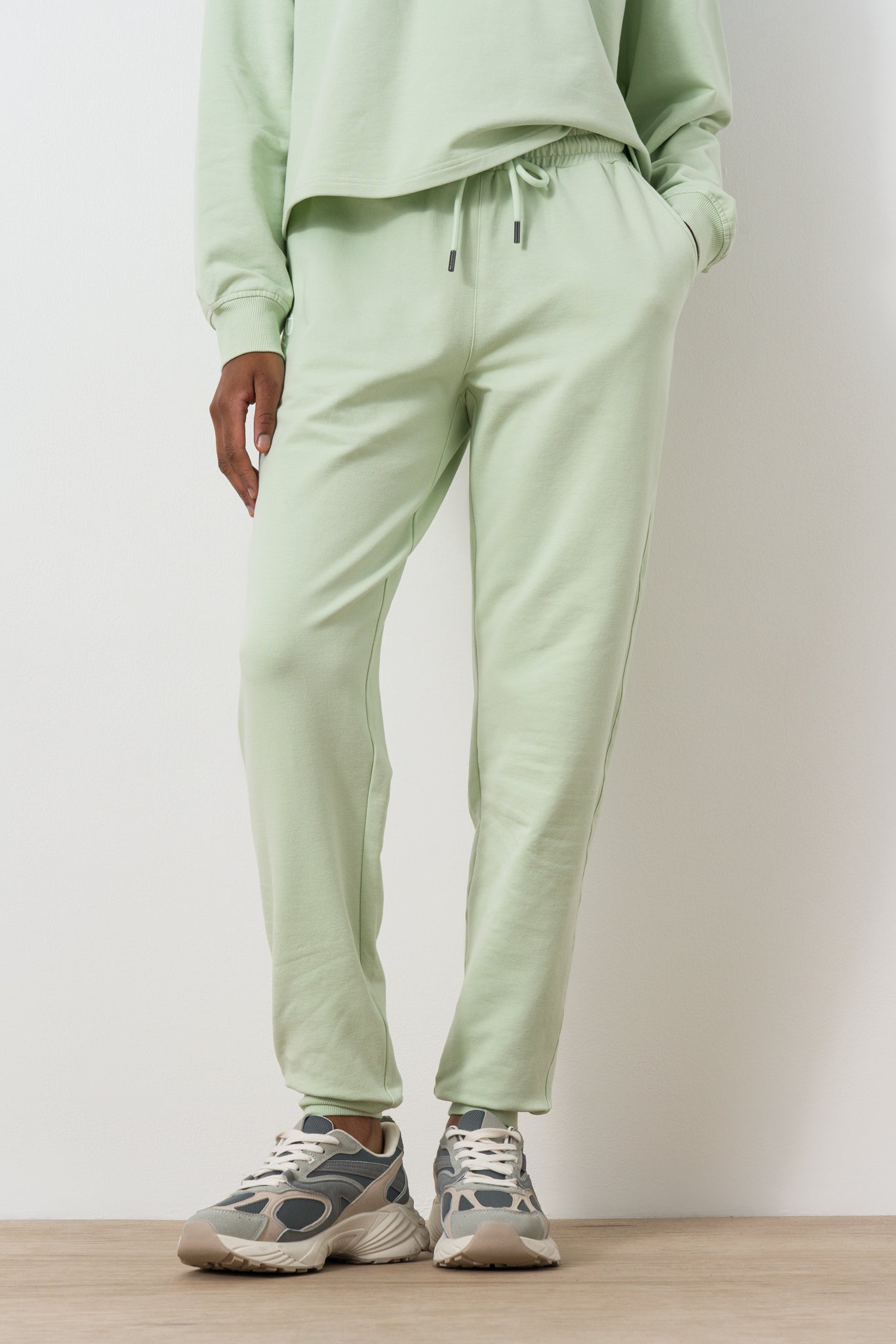 slim-fit-trackpants-6