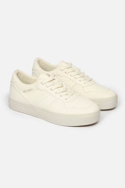 Court Sneaker