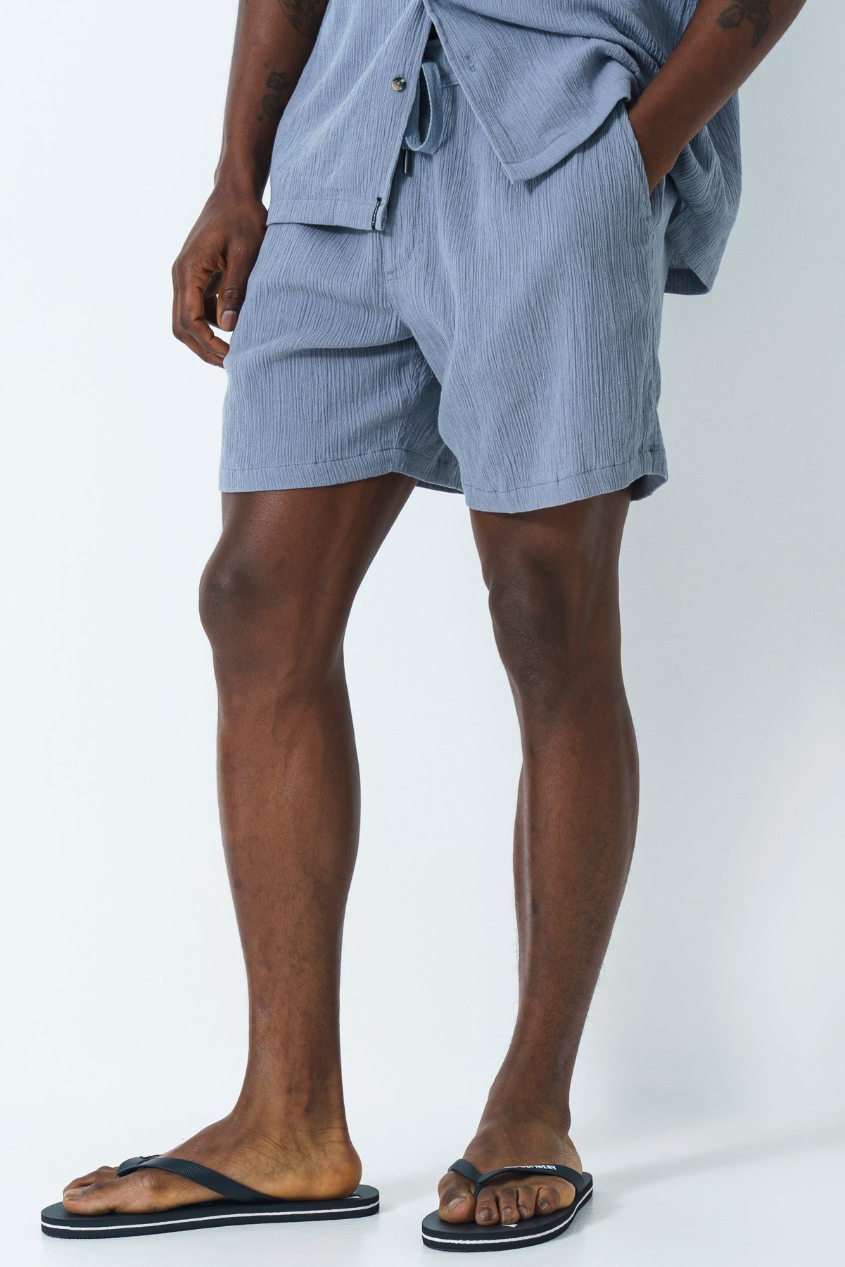 Crinkle Pull On Shorts