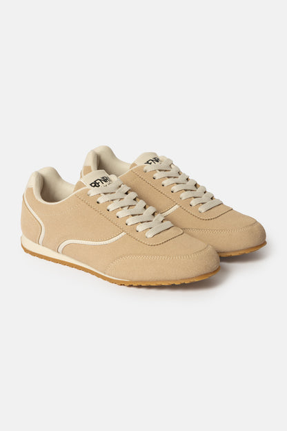 Retro Sneaker