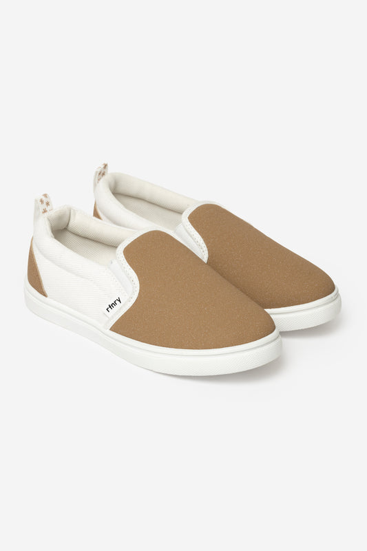 Girls Slip On Sneaker