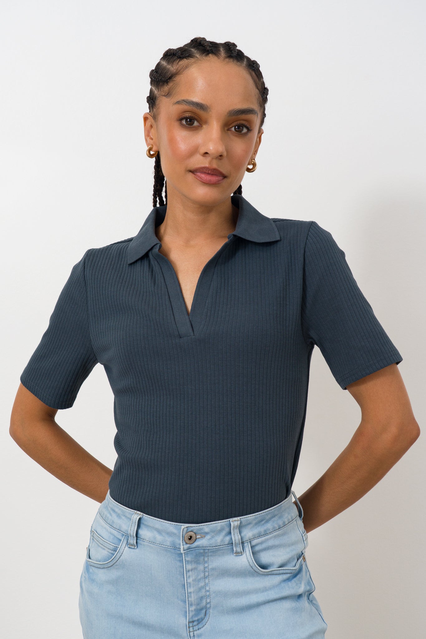 split-collar-rib-t-shirt