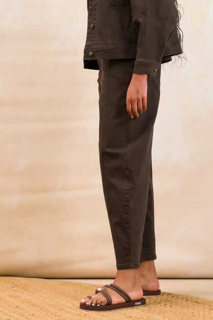Hi Rise Barrel Jeans