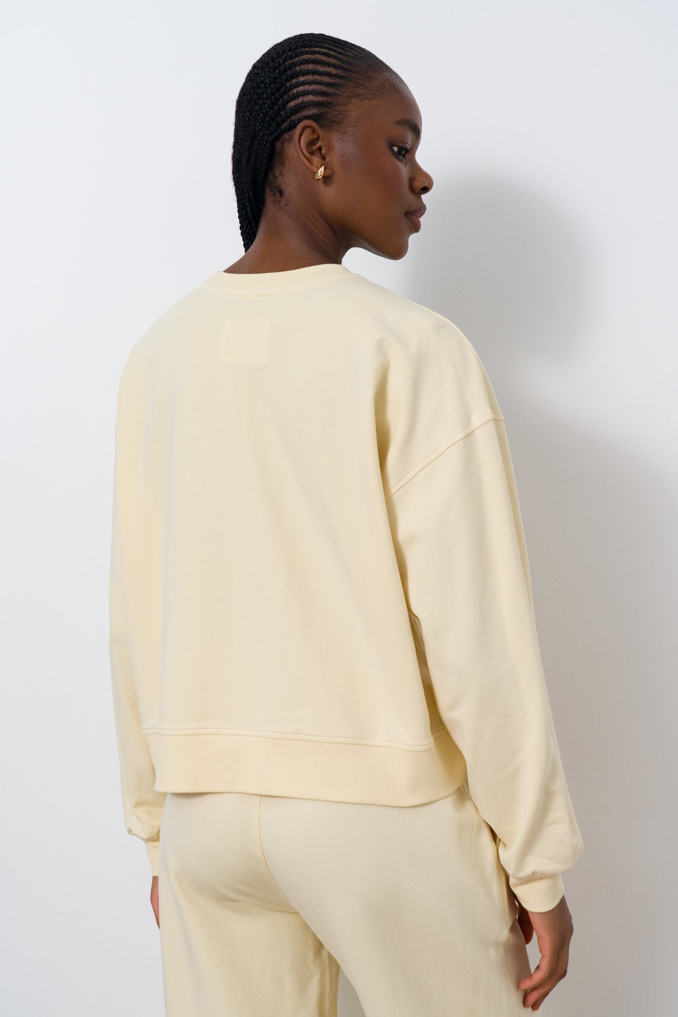 Short Crew Neck Sweat