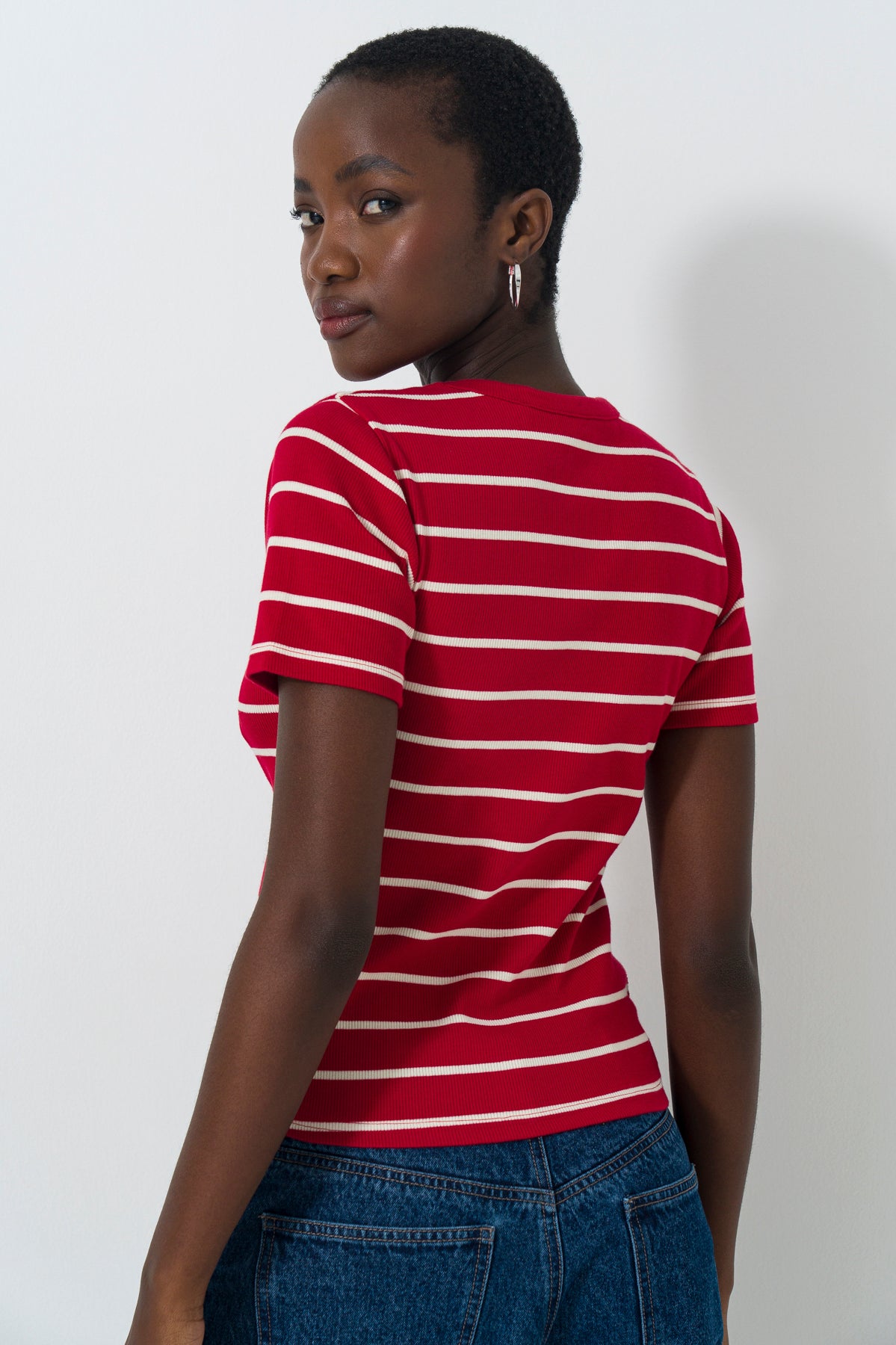 Hi Neck Fitted T-Shirt