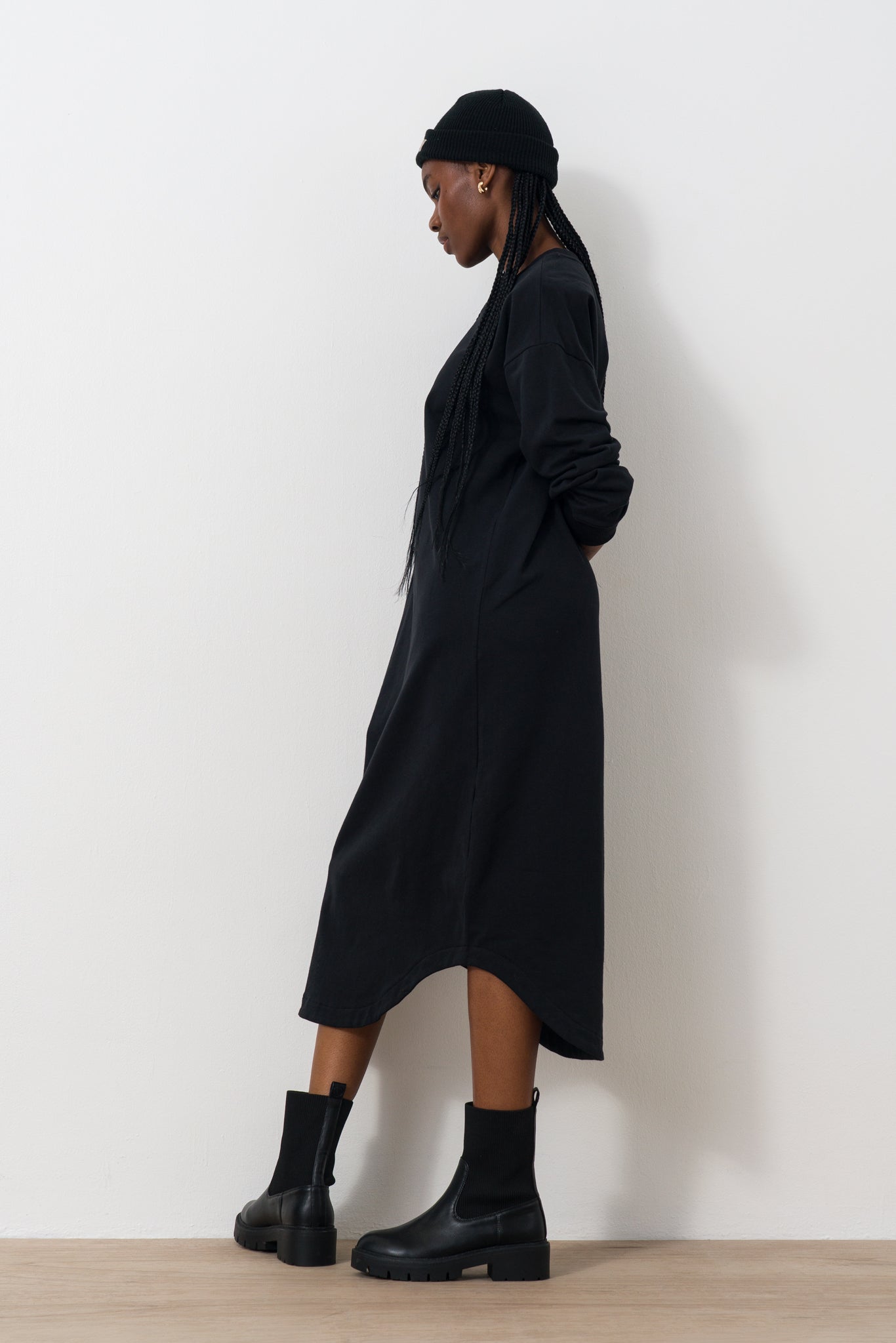 scoop-hem-sweat-dress
