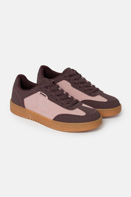 Lace-up Sneaker