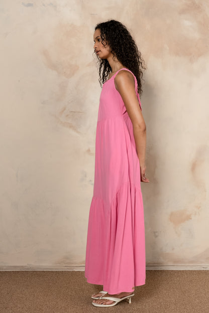 Scoop Neck Maxi Dress